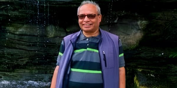 पूर्व राजा ज्ञानेन्द्र शाह को श्री ५ महाराजधिराज लिखने के कारण संवाद सचिव हिरासत में