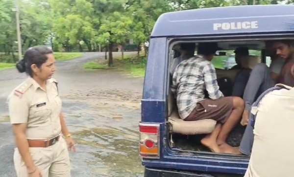 दमोह-अंर्तराज्यीय चोरों का गिरोह पकडा माल भी बरामद दमोह पुलिस की कार्यवाई
