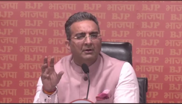 प्रेस वार्ता को संबोधित करते हुए भाजपा प्रवक्ता गौरव भाटिया