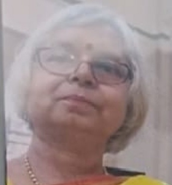 महिला प्रोफेसर की घर में मिली लाश, पुलिस जांच में जुटी