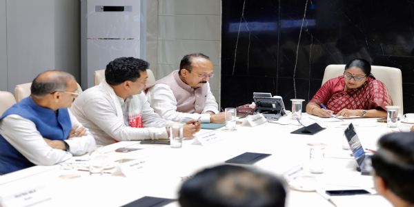 मुख्यमंत्री ने कांवड़ यात्रा को लेकर की उच्चस्तरीय समीक्षा बैठक, शिवभक्तों की सेवा के दिए निर्देश