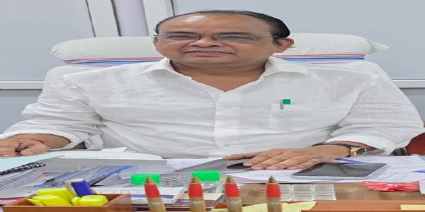अस्‍पतालों में शव नहीं रोकने के फैसले को असम ने अपनाया : मंत्री