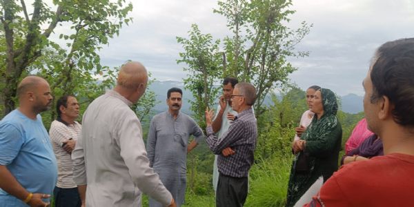 विधायक ने किया भूस्खलन प्रभावित क्षेत्रों का दौरा, दिया सहायता का आश्वास