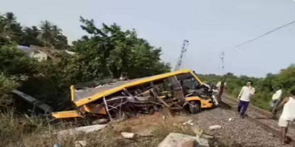 कुड्डालोर रेलवे क्रॉसिंग हादसाः गेटकीपर की लापरवाही से हुई भीषण दुर्घटना
