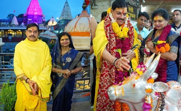 महाकाल की भस्मारती में शामिल हुए मुख्यमंत्री डॉ. यादव