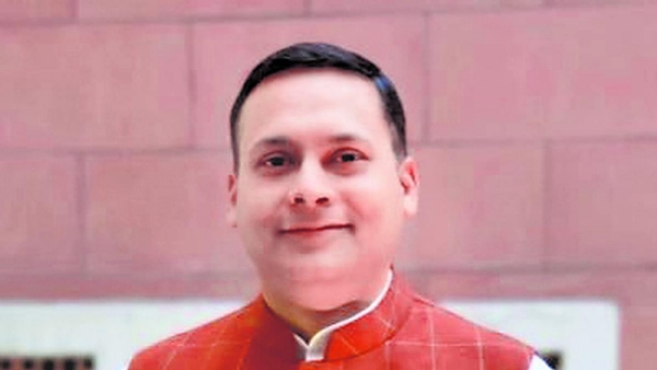 बांग्लादेशी वोटर को लेकर अमित मालवीय का ममता बनर्जी पर कटाक्ष