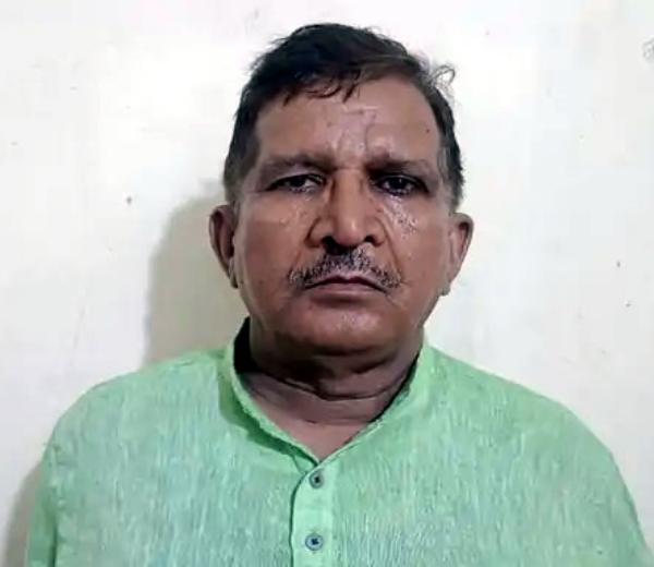 ठगी के आरोप में गिरफ्तार बिरेंद्र सिंह।