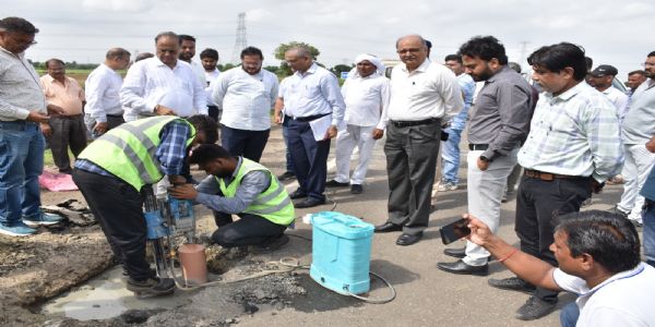 भारतमाला हाईवे के क्षतिग्रस्त होने के मामले में जांच शुरू, लिए सैंपल