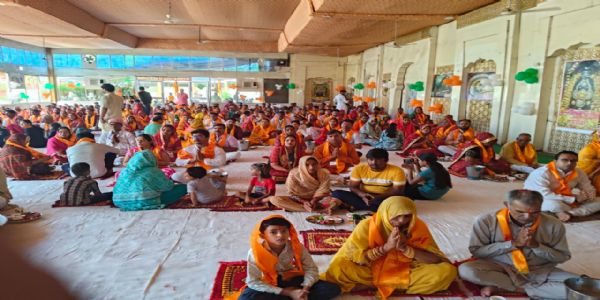 सामुहिक 151 पार्थिव शिवलिंग पूजन समारोह आयोजित