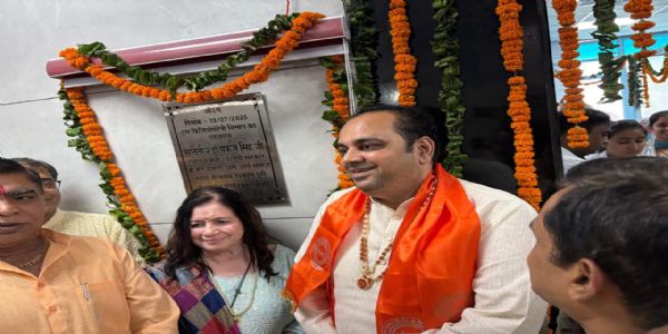 दिल्ली के स्वास्थ्य मंत्री ने विकासपुरी में फिजियोथेरेपी सेंटर का उद्घाटन किया