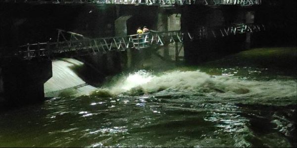 ग्वालियरः तिघरा जलाशय के तीन गेट खोले गए, लगभग चार हज़ार क्यूसिक पानी निकाला
