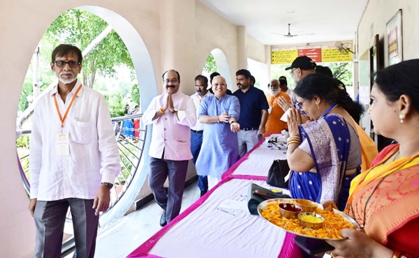 स्वदेशी जागरण मंच के अखिल भारतीय सह संगठक  सतीश कुमार