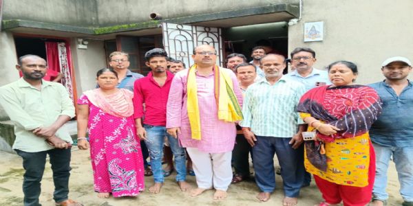 भाजपा के सहयोग से उड़ीसा से लौटा मेरा भाई, दीपक विश्वास के भाई का दवा