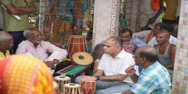 पारंपरिक कला को बाजार, पहचान और नई पीढ़ी से जोड़ना प्राथमिकता : उपायुक्‍त