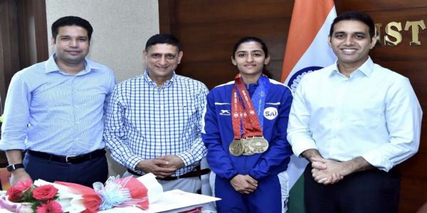 गुरुग्राम की बेटी रुचिका ने अमेरिका में साइक्लिंग स्पर्धा में पांच बार लहराया देश का परचम