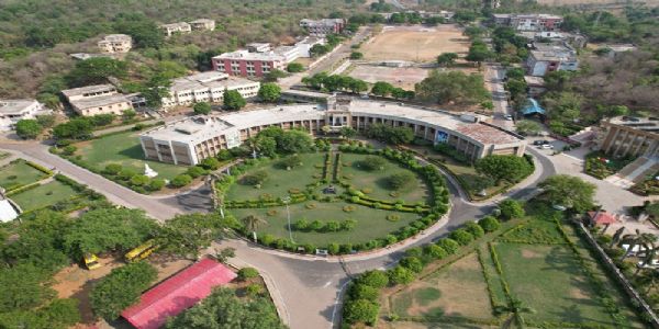 मप्रः महात्मा गांधी चित्रकूट ग्रामोदय विश्वविद्यालय को यूजीसी से श्रेणी-1 की स्वायत्तता मिलने पर मंत्री परमार ने दी बधाई