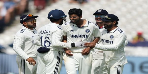 लॉर्ड्स टेस्ट रोमांचक मोड़ परः भारत को जीत के लिए चाहिए 135 रन, 6 विकेट हाथ में