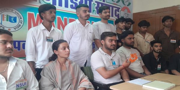 आपदा राहत जरूरतमंदों तक पहुंचाने के प्रयास में जुटी है एनएसयूआई की टीम: अनित जसवाल