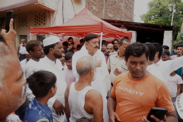 जायजा लेते विधायक