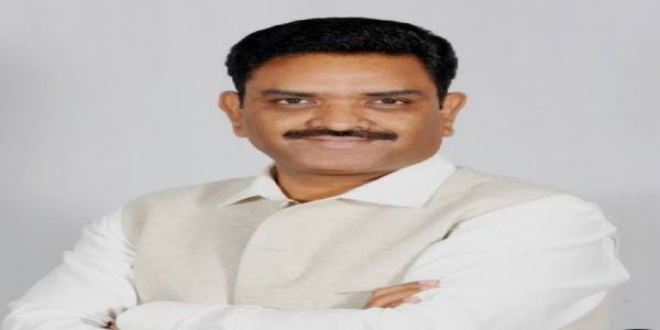 एक दाना कम मिला तो करें शिकायत, न लें अधूरा राशन : असीम अरुण