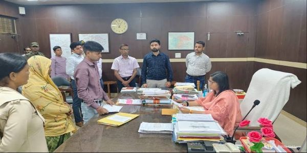समयबद्ध कार्यक्रम के तहत करें जन-सुनवाई के आवेदनों का निराकरणः कलेक्टर