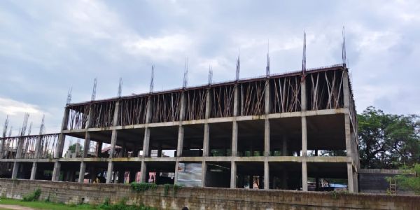 स्कूल की जमीन पर भवन निर्माण पर रोक, लीज रद्द करने का आदेश