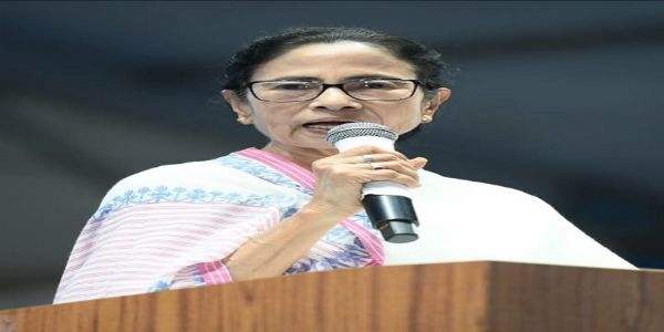 डीवीसी से बिना सूचना छोड़ा गया जल, बाढ़ से क्षुब्ध ममता बोलीं—प्रधानमंत्री को बताया, फिर भी कुछ नहीं हुआ