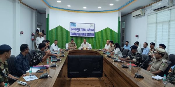 चुनावी तैयारियों में जुटा प्रशासन, डीएम ने दिए निर्देश