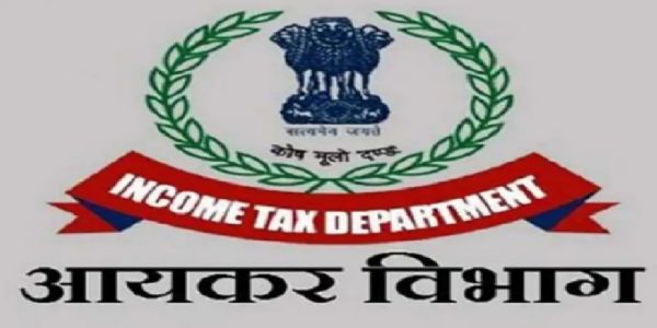 इनकम टैक्स रिफंड घोटाले में पूर्व सैनिक के ठिकाने पर आयकर की छापेमारी