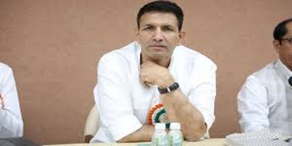 जीतू पटवारी ने केन्द्रीय मंत्री गडकरी को लिखा पत्र, आगरा-मुंबई नेशनल हाइवे पर गणेश घाट की तत्काल मरम्मत करने की मांग