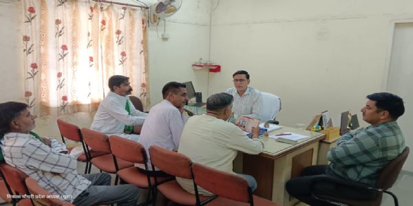 बजाज हिन्दुस्थान ग्रुप मिल द्वारा गन्ने का भुगतान नहीं देने से किसानों में आक्रोश