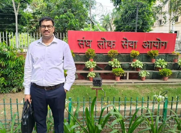 प्रभात उपाध्याय की फाइल फोटो