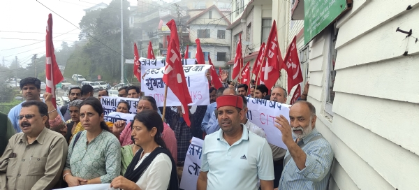 फोरलेन प्रभावितों का प्रदर्शन