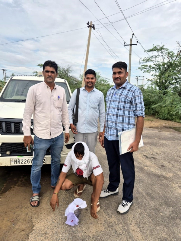 फतेहाबाद। अवैध पिस्तौल सहित पकड़ा गया युवक।