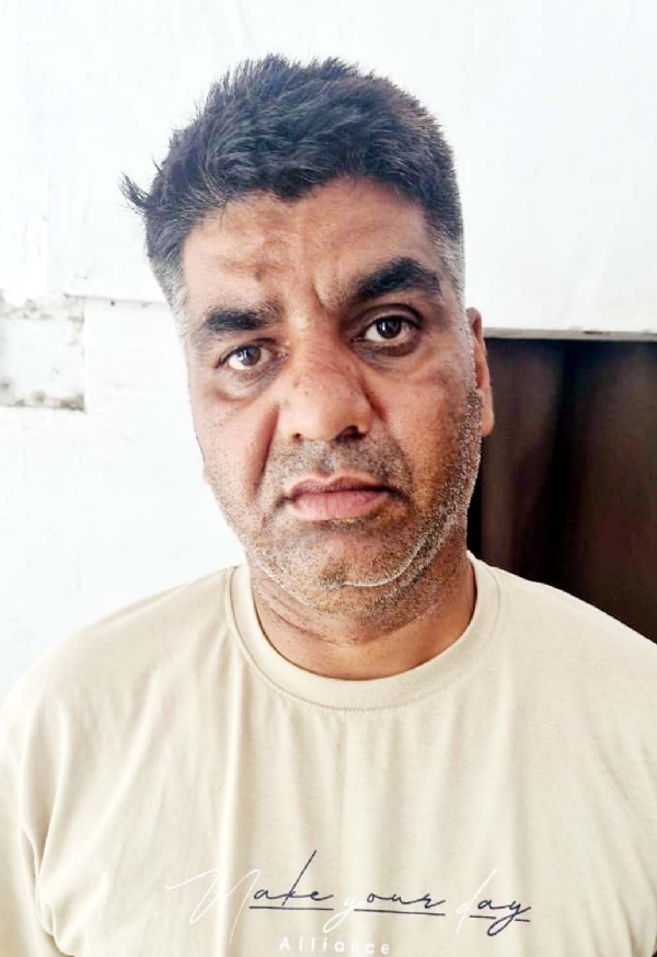 ठगी करने का आरोपी सुनील।