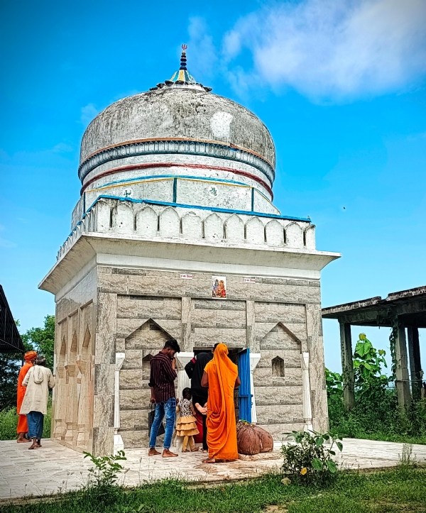 राजा बलि ने 100वें यज्ञ कराने को बनवाया था त्रिसरादेव शिवमंदिर