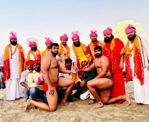 उत्तर प्रदेश केशरी अभिनायक ने  दिल्ली के सागर को किया चित