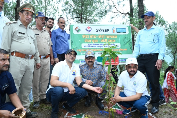 हर्षउल्लास के साथ शुरू हुआ हरेला पर्व,  वृहद वृक्षारोपण
