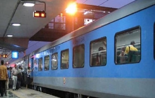 रेल (प्रतीकात्मक तस्वीर)
