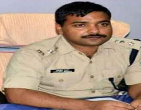डीआईजी की फ़ाइल फ़ोटो