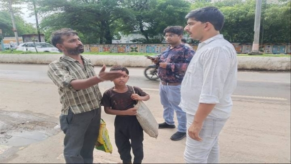 बाल भिक्षावृत्ति में संलग्न मिले बच्चों