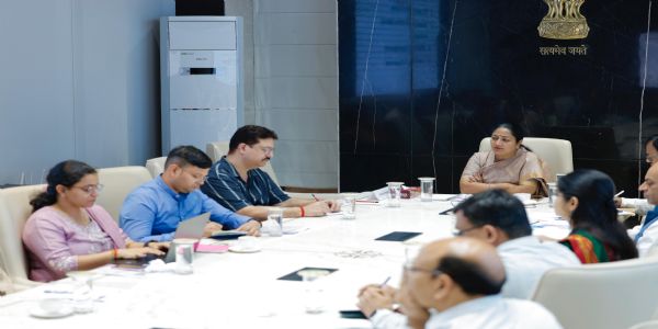 मुख्यमंत्री ने मच्छरों का लार्वा तीसरी बार मिलने पर चालान काटने के निर्देश दिए