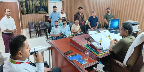 मिशन युवा के अंतर्गत बिजनेस हेल्प डेस्क की बैठक आयोजित, अब तक 114 लाभार्थी ऑनलाइन पोर्टल पर पंजीकृत