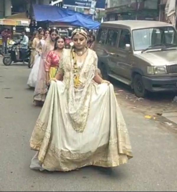 रोड़ शो