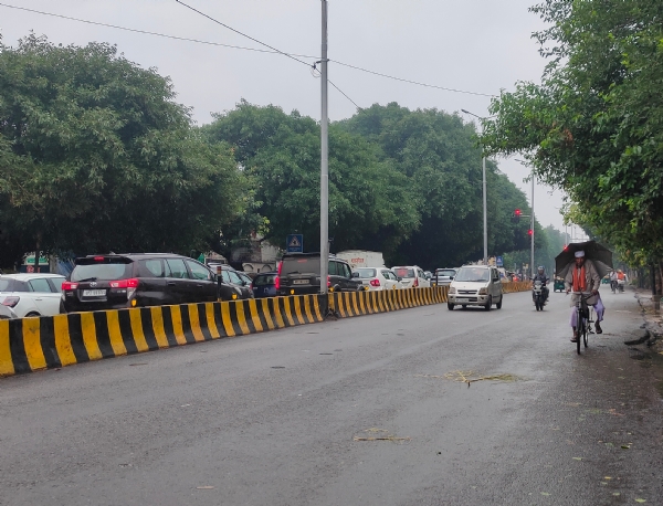 दिनभर उमस भरी गर्मी के बाद शाम को हुई झमाझम बारिश, उमसभरी गर्मी से मिली निजात