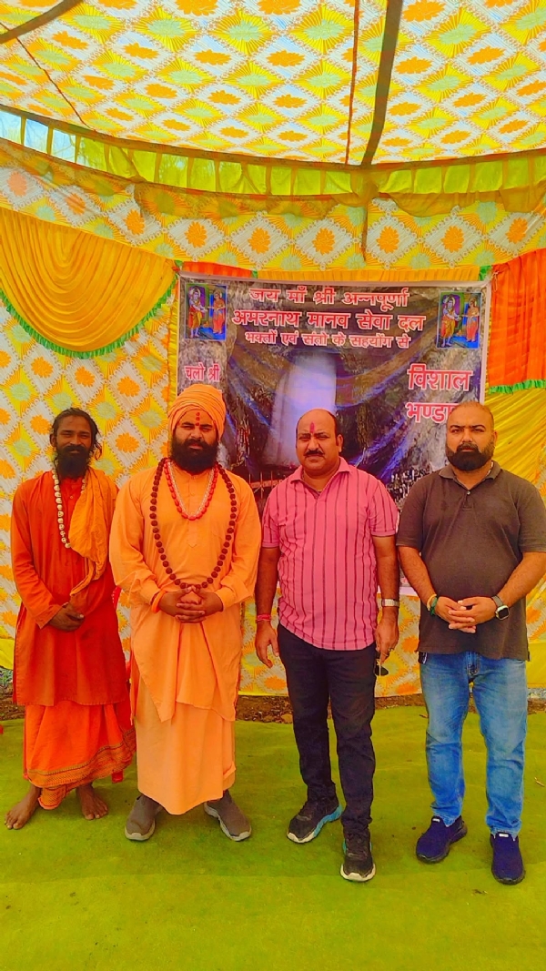 हिंदुस्तान शिव सेना के नेताओं ने श्री 108 श्री महंत विनायक गिरी जी महाराज से की मुलाकात