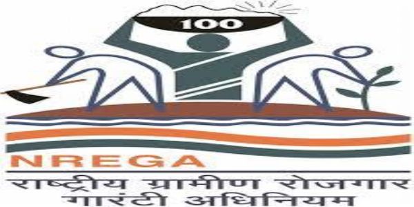 मनरेगा में अनियमितता पर दो ग्राम विकास अधिकारी निलंबित