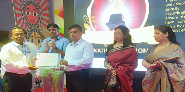 कटिहार रेलमंडल के 72 कर्मचारी रेल सेवा पुरस्कार से सम्मानित