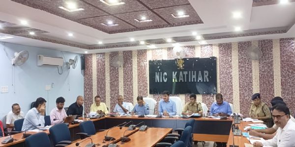 आगामी विधानसभा चुनाव में मतदाताओं के लिए मूलभूत सुविधाएं सुनिश्चित करने का निर्देश