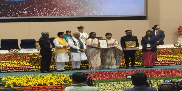 मीरा भाईंदर मनपा स्वच्छता हेतू देश में प्रथम,राष्ट्रपति ने किया सम्मानित,राज्य को 10 राष्ट्रीय पुरस्कार